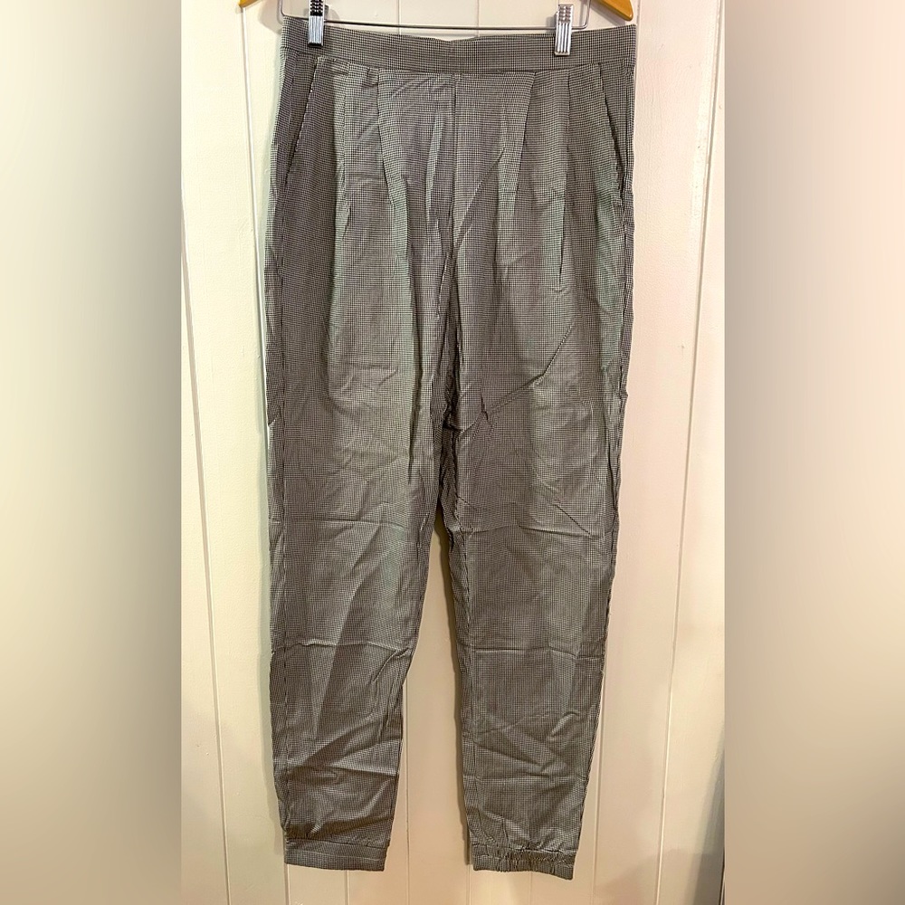 Houndstooth Loose Fitting Pants
